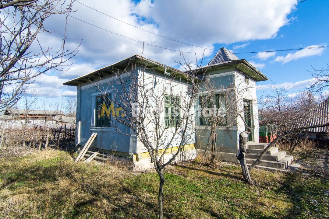 Casa traditionala argeseana – comuna Vedea, jud. Arges - Poză 1