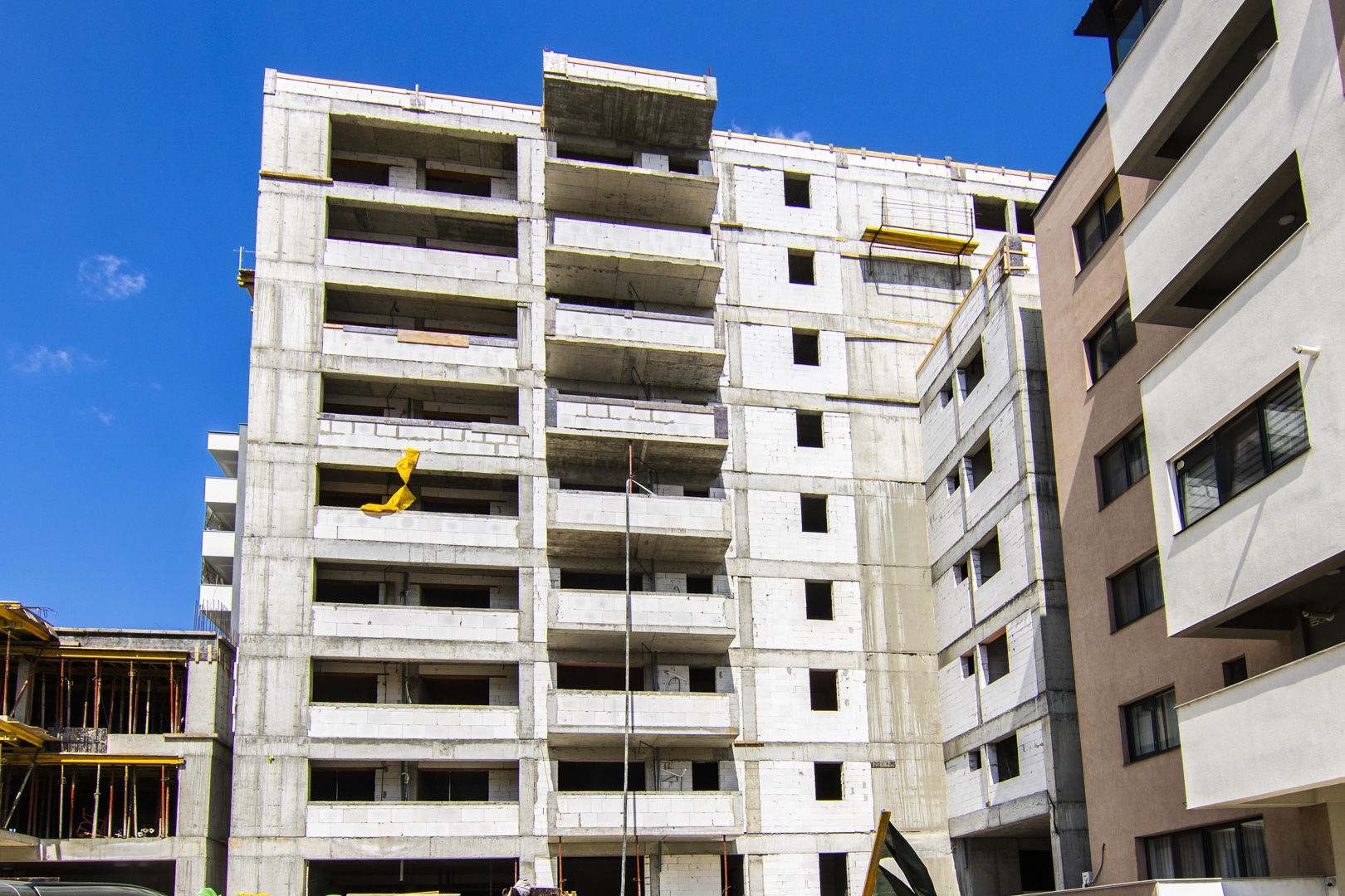 3 Camere | Militari Pacii | Bloc Nou | 2 Bai | Living Spatios | 77 mp | Balcon - Poză 7