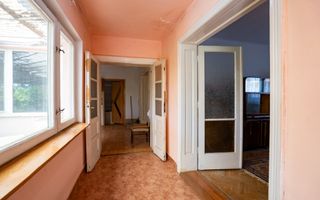 Casa cu 620 mp de teren in Rogerius - Poză 3