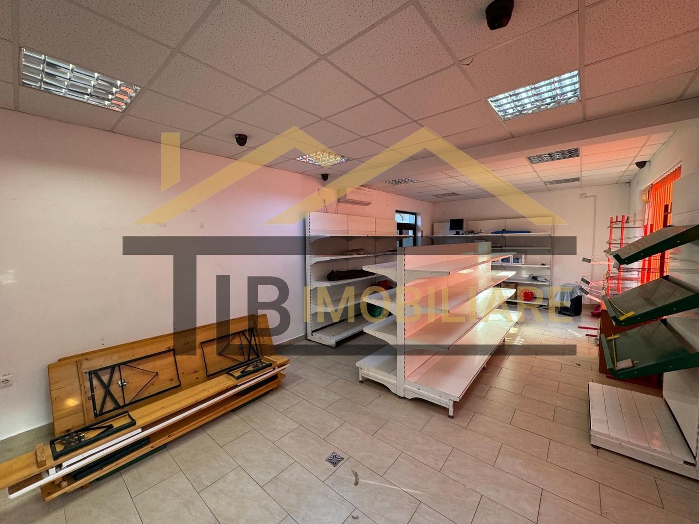 Spatiu comercial, 50mp, zona RomGaz - Poză 8