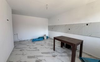 De vanzare | Casa cu 4 camere | Oradea - Poză 2