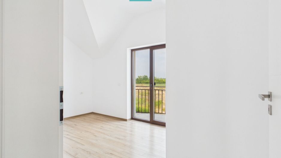 Duplex luminos 101 mp utili, teren 350mp în Covaci - Poză 25