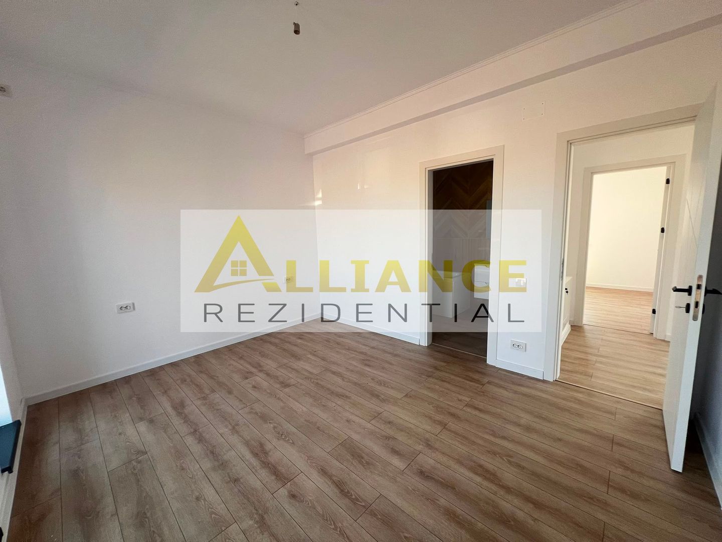 CASA PARTER-3 CAMERE- TEREN 375 M-500 M DE STV - Poză 6
