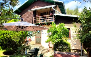 Casa de vacanta, P+M, 6 camere, teren 2200 mp, Breaza, Judetul Prahova - Poză 1