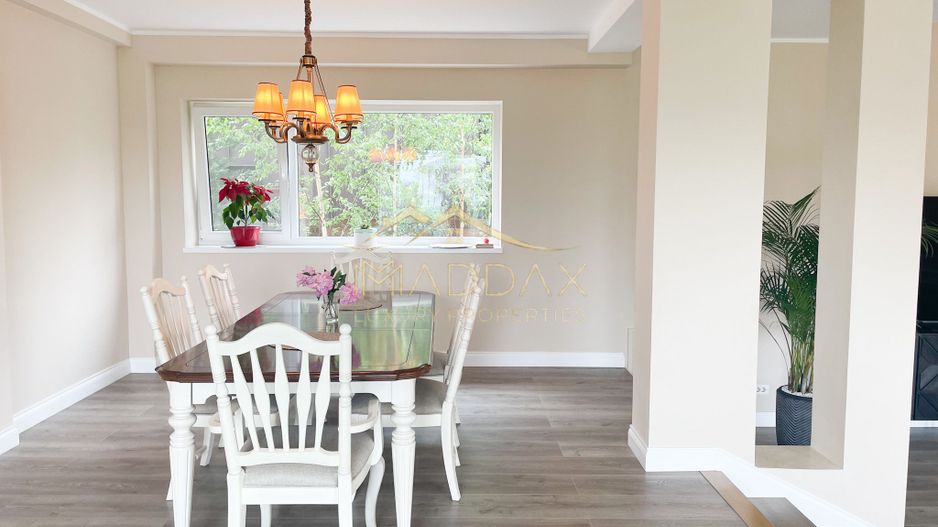 Vila Paradisul Verde ,  vedere  spre lac  **** curte 700 mp - Poză 20