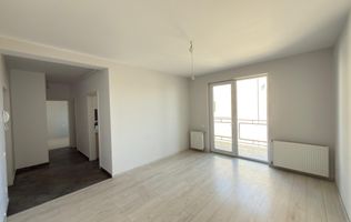 Locatie excelenta! Etaj 1. Decomandat. Loc de parcare.