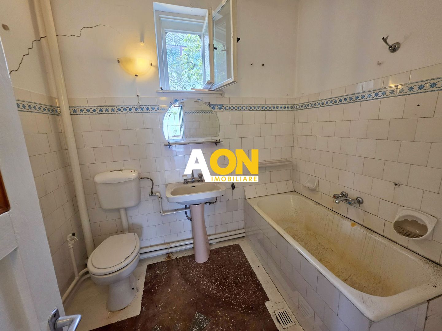 Casa 4 camere, 2 garaje, 652 mp teren, zona exclusivista, Cetate - Poză 15