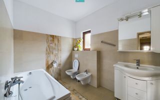 Casă modernă în Giroc, complet mobilată și utilată - Poză 14