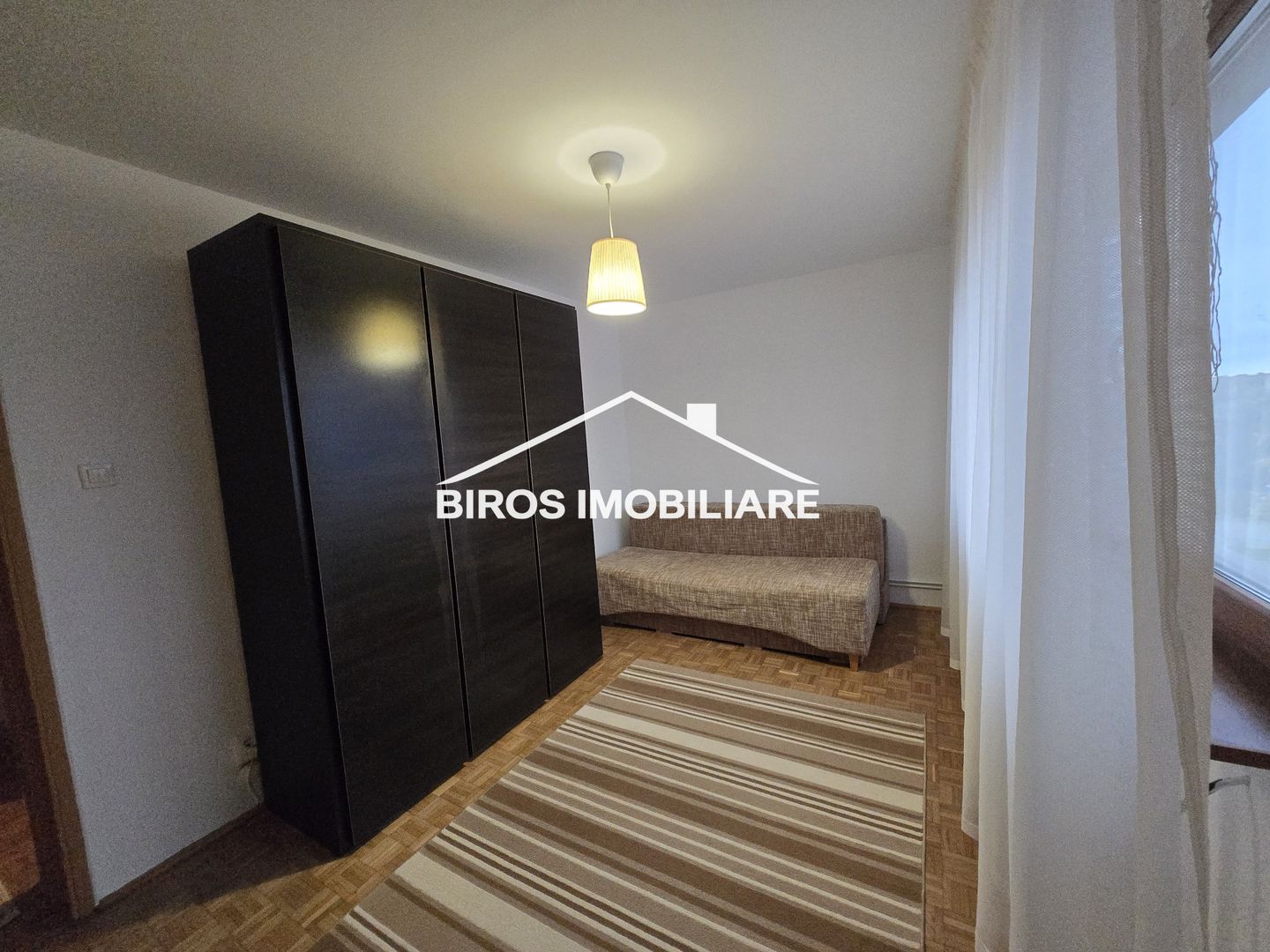 3 camere Valea Rosie - Profi - Poză 5