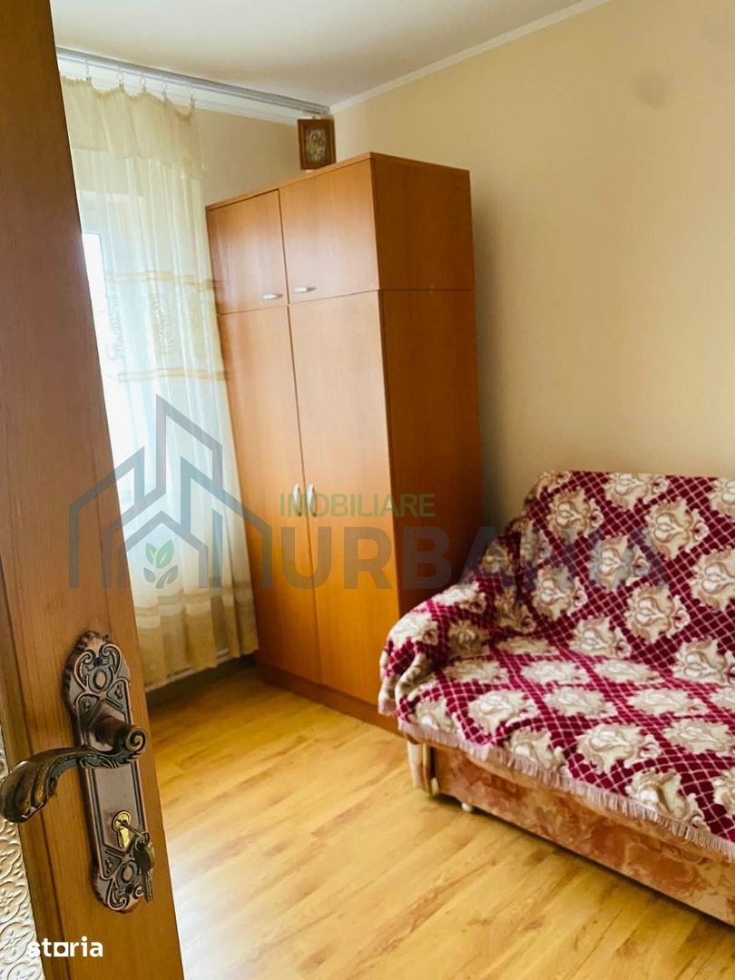 Casă de vânzare în Pașcani, zonă centrală, lângă Penny Market Gara, 98,5 mp, teren 412 mp - Poză 3