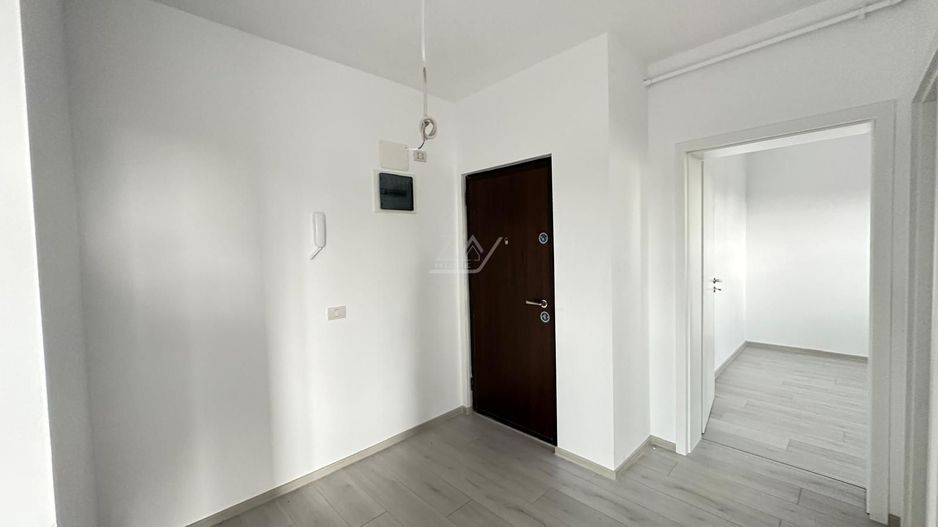 Bloc nou cu finisaje superioare. Etaj intermediar. Loc de parcare - Poză 6