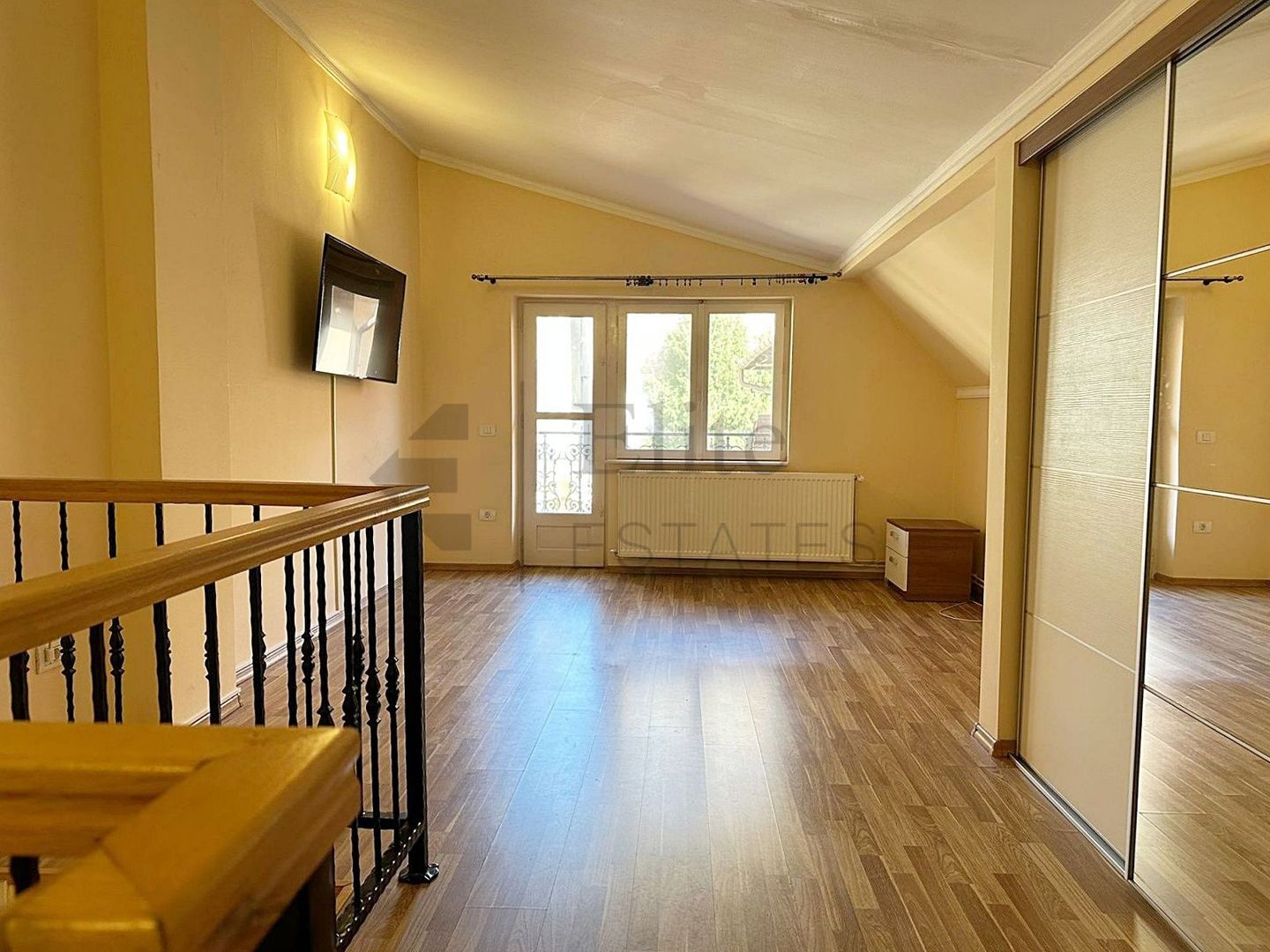 2 Case de inchiriat ultracentral in Oradea - Poză 17