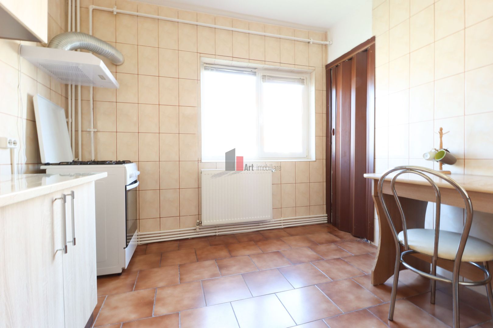 Apartamentul "BRILLANT", bloc nou, mobilat/utilat, CENTRALA PROPRIE - Poză 13