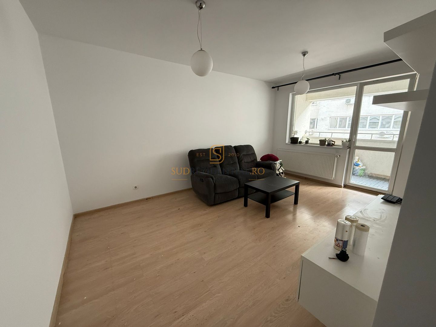 Apartament 2 camere, etaj 2/5, 57 mp, metrou Aparatorii Patriei,Sect 4 - Poză 4