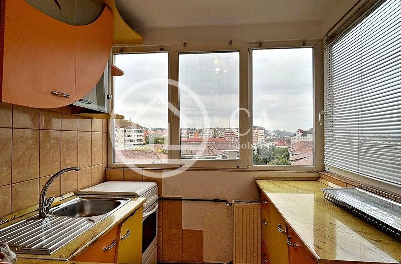 Apartament de închiriat cu 4 camere în zona Decebal, Oradea - Poză 9