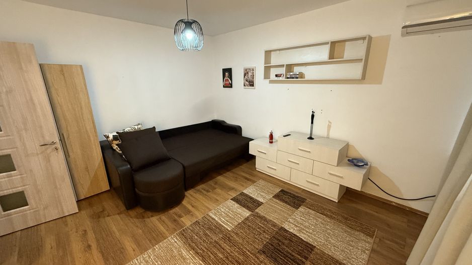 Garsoniera Piata Dorobanti - Colegiul Național Ion Luca Caragiale - Poză 1