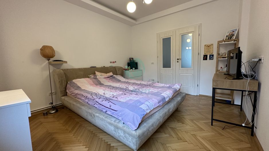 3 camere cochete intr-un bloc boutique - Poză 1