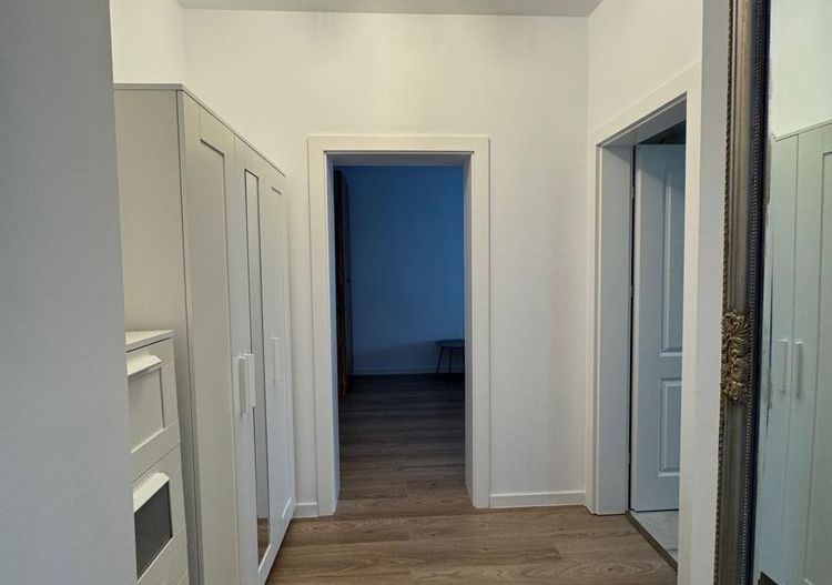 Giroc-Neptun | 2 Camere | Prima inchiriere | Curte interioara - Poză 5