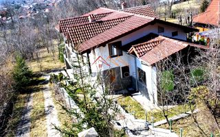 Vila S+P+E, priveliste deosebita, 6 camere, garaj, terasa, Cornu, PH - Poză 2