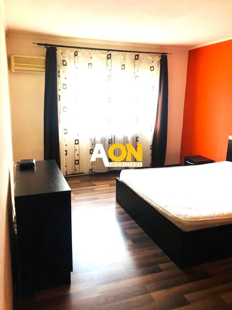 Apartamen 2 camere, etaj intermediar, Cetate - Poză 2