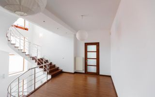 Chirie, casă/vilă, 6 camere, situată in inima capitalei - Poză 11