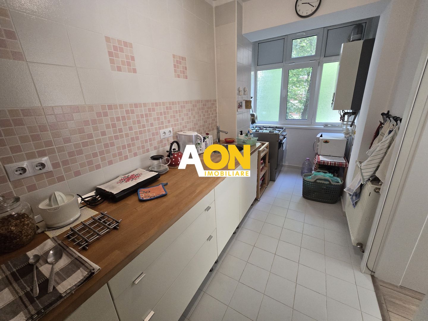 Apartament 3 Camere, Etaj 1 Cetate, Complet Renovat - Poză 11