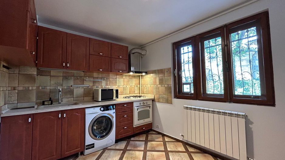 Vilă Neoclasică Arh. Enescu Cișmigiu 4 camere - Poză 4