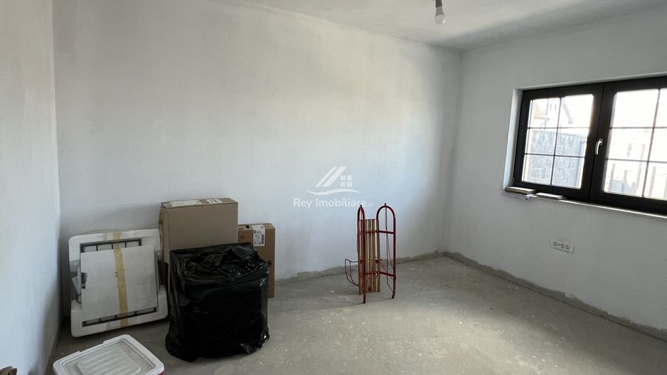 Duplex Modern și luminos 6 cam. la vânzare în Șelimbăr zona Trifoiului - Poză 21
