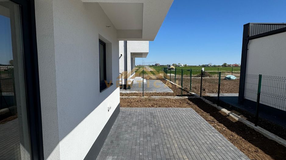 casa in comunitate - Poză 9