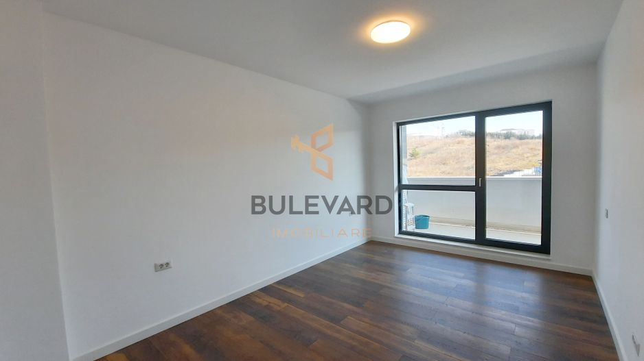 Apartament ultrafinisat de 80 mp + terase 32 mp, parcare subterana! - Poză 11