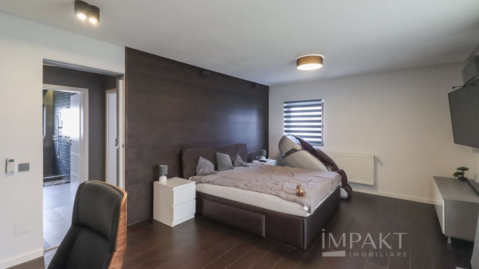 Apartament spatios cu balcon si terasa, complet mobilat, Europa! - Poză 13