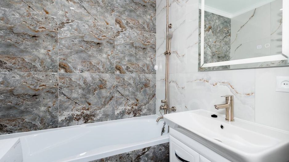 Vânzare, apartament, 2 camere + living, Miron Costin, Rîșcani - Poză 9