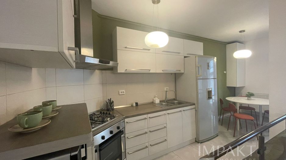 Apartament la casa cu 3 camere de inchiriat - Poză 5