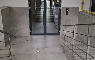 De inchriat apartament nou,2 camere, Central Adress/Liberty - Poză 12