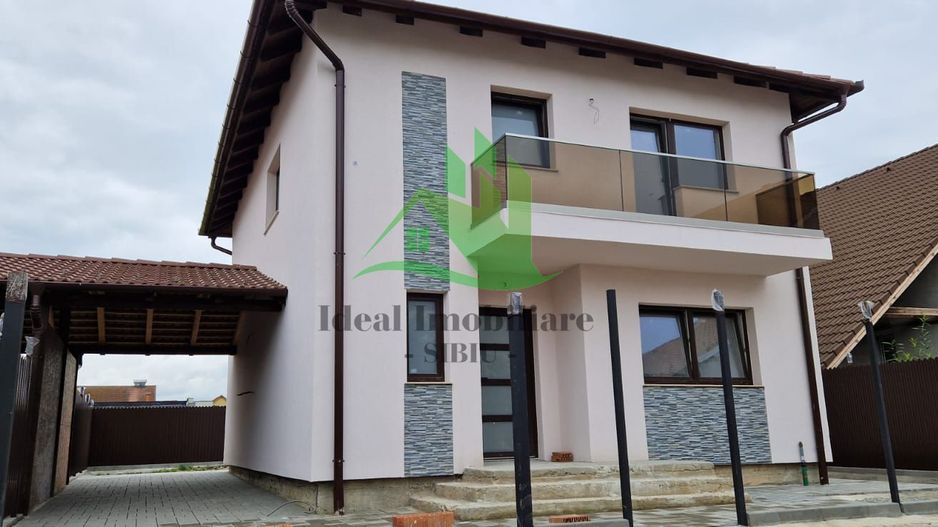 Casa Single cu 4 camere si carport, Zona Brana Selimbar - Poză 1