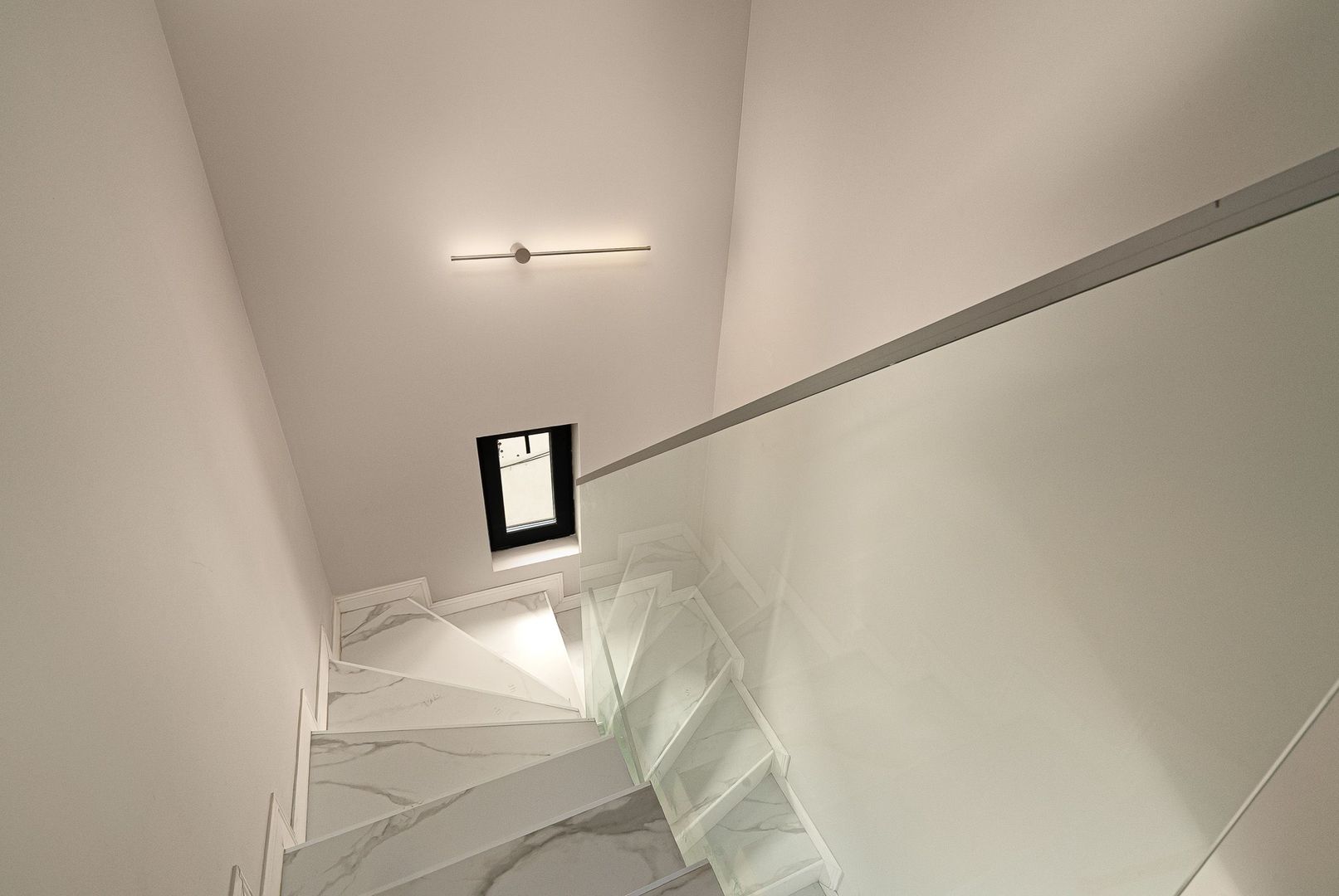 Complex case finalizate str Tiparnitei Sos Giurgiului Dedeman Sector 5 - Poză 17