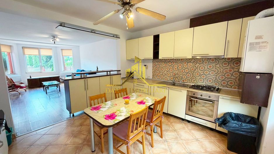 Casa, 4 camere, modern, parcare, curte, balcon, zona Semicentrala - Poză 3
