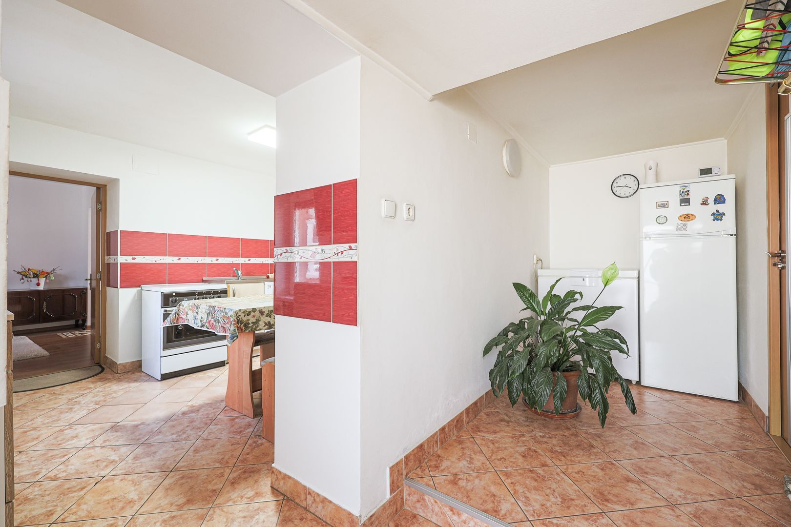 Casă la doar 17 minute de Arad – preț sub 80.000 €! - Poză 8