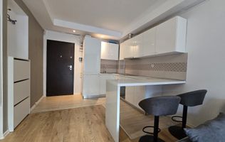 COSMOPOLIS - Apartament cu 2 camere tip studio, mobilat si utilat.