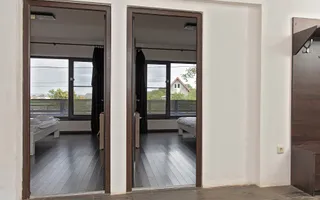 Vilă 5 dormitoare, 4 băi, 2 248mp teren, piscină. Preț: 229 000 E. - Poză 27