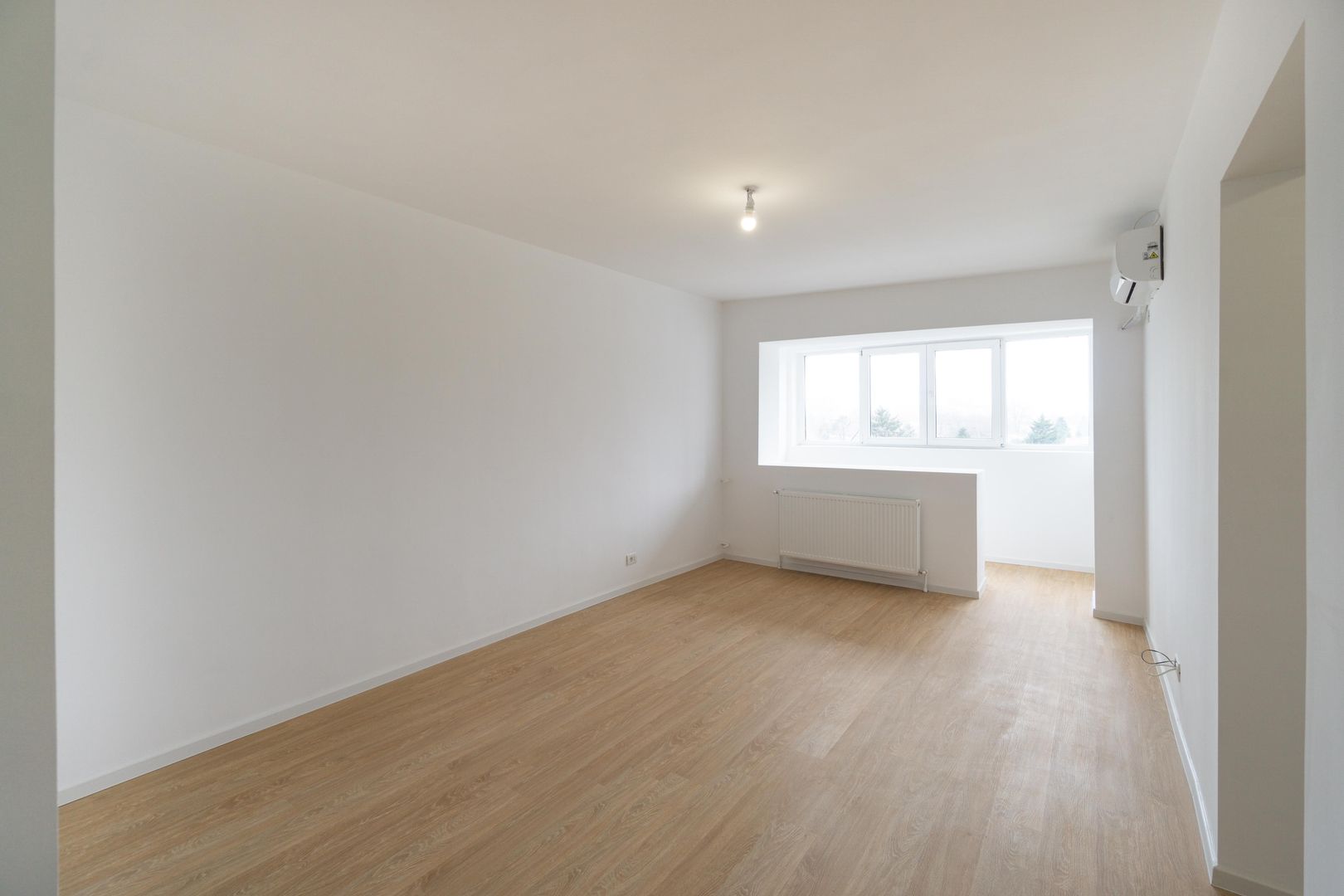 APARTAMENT LUMINOS RENOVAT CENTRALA PROPRIE ZONA CAMPIA LIBERTATII - Poză 1