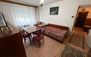 Apartament 4 camere, etaj 3 - Cugir - Poză 1