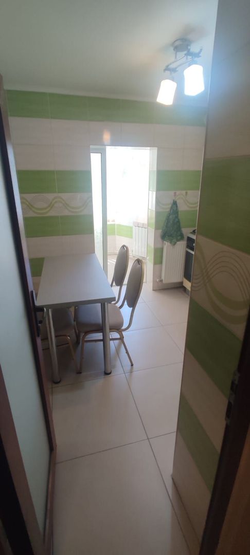 Vanzare apartament 3 camere Mazepa, etaj 8/10, 80 mp - Poză 4