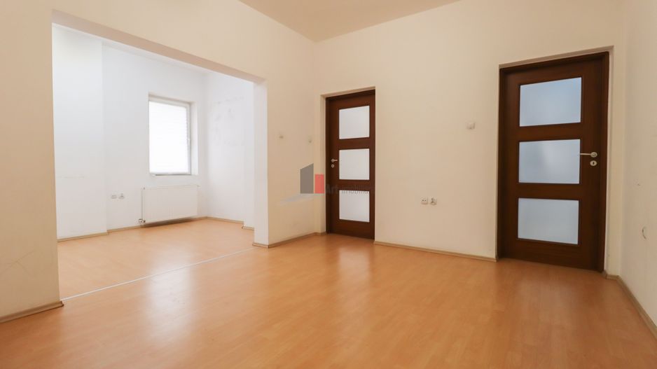 Spatiul "AVANOA", in vila CONSOLIDATA, 3-4 camere, FARA MENTENANTA - Poză 1