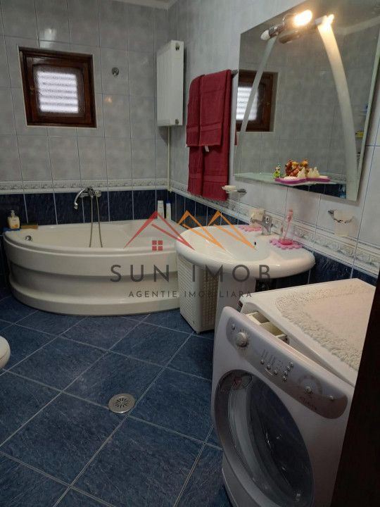 Apartament de inchiriat Azuga,  mobilat, utilat, curat, 300 lei / zi - Poză 7