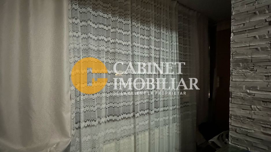 Cug - Selgros - 2 Camere Decomandat - Bloc 2015 - Poză 5