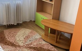 Apartament cu 4 camere decomandate, 2 parcări. Panoramă superbă! - Poză 6