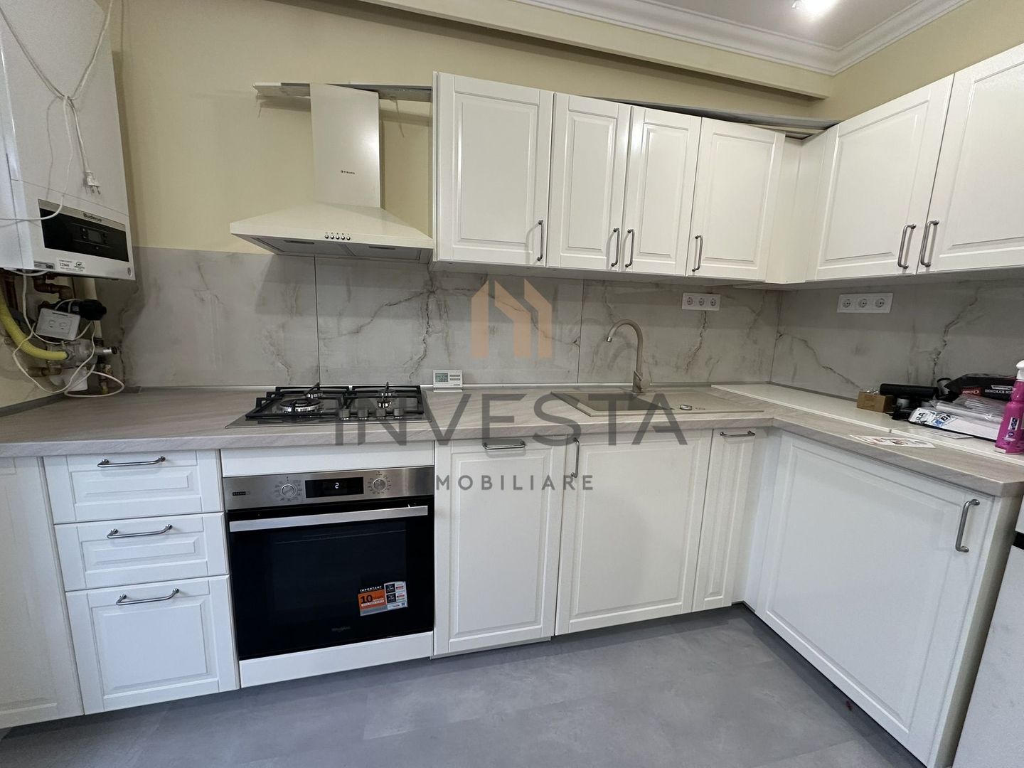 Apartamet 2 camere la etajul I cu podea din bambus in Borhanci! - Poză 7