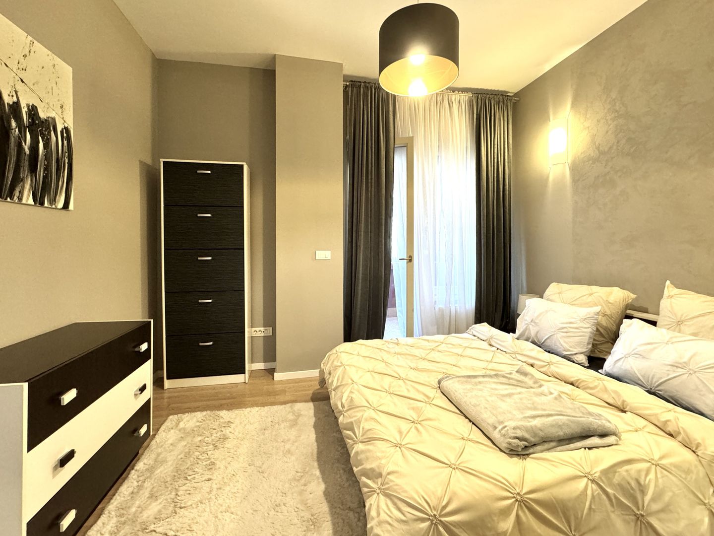 Apartament cu 4 camere, elegant si modern, in zona Centrala- Tender - Poză 12
