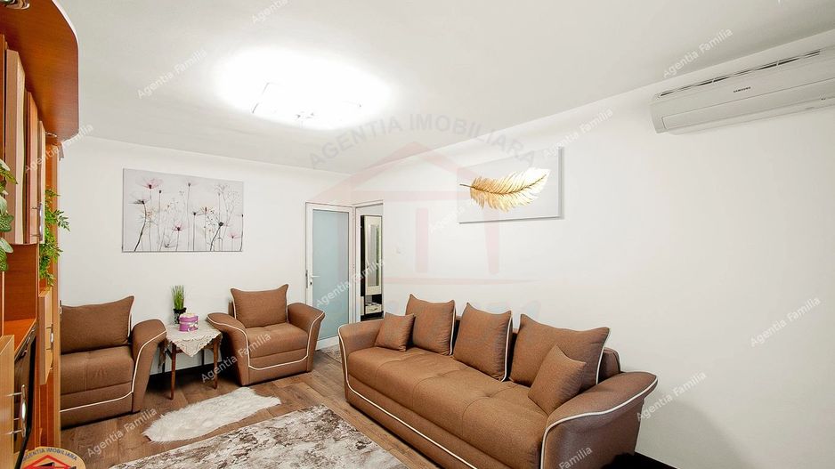 De închiriat apartament 3 camere, Micro 21 - Poză 14